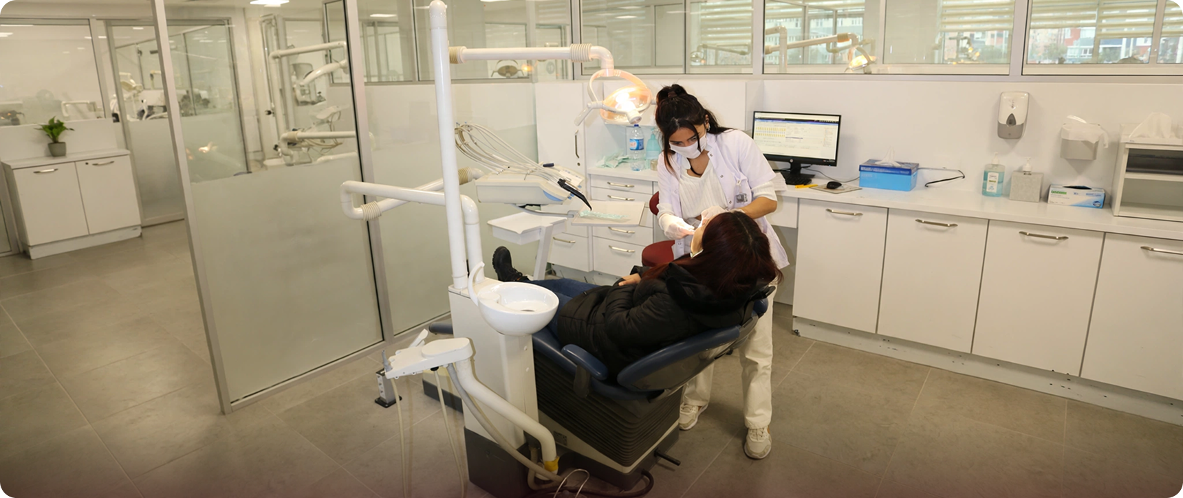Endodontic dental treatment environment